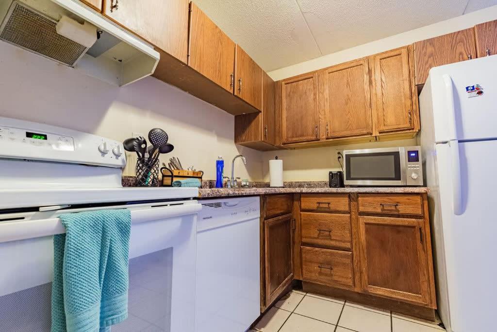 2-Bed, 2-Bath Apartment Living Experience Чаттануга Экстерьер фото